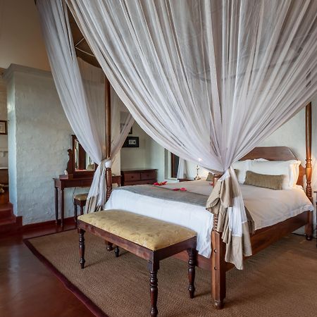 The River Club Livingstone Bagian luar foto