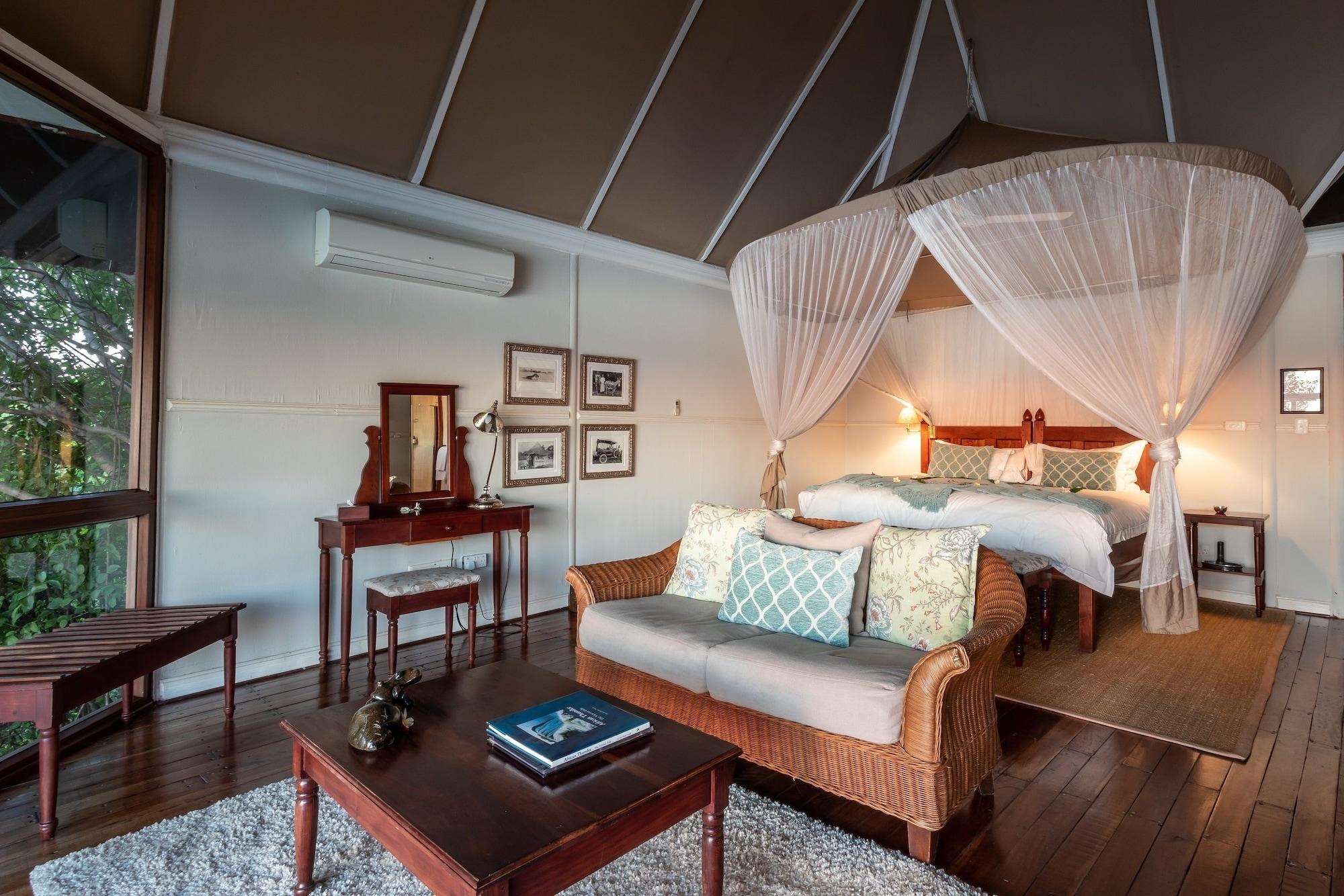 The River Club Livingstone Bagian luar foto